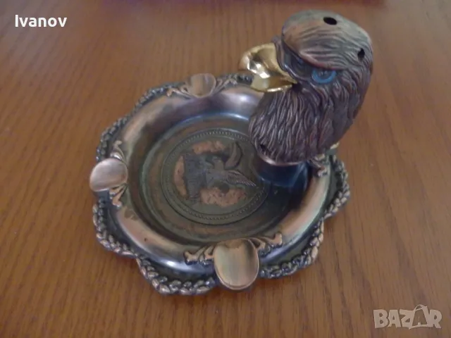 Пепелник със запалка