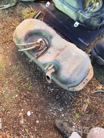 Резервоари, снимка 3 - Части - 48400443