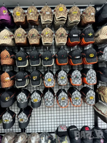 шапки с козирка calvin klein gucci hermes , снимка 3 - Шапки - 50776433