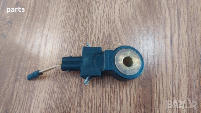 Детонационен Датчик VW Голф 2 - Пасат - Поло - Сеат
- Bosch - 0261231045 - 030905377A, снимка 5 - Части - 50815506