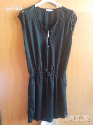 *LH*Черна рокля с дантелени ръкави