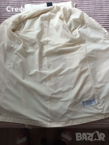 Оригинален дамски тренч NIKE, размер S, снимка 7 - Палта, манта - 52402202