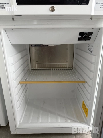 Малък професионален хладилник Gram, снимка 2 - Хладилници - 52891910