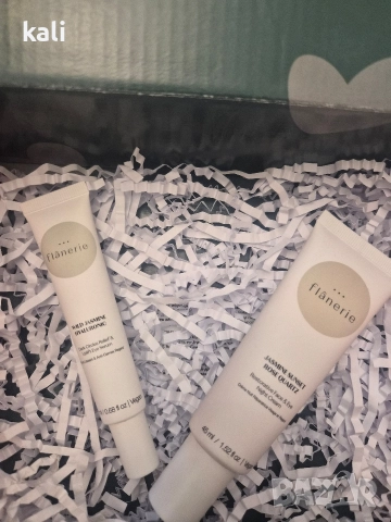 Луксозен комплект Flânerie с Жасмин и Хиалурон (Околоочен серум + Нощен крем)