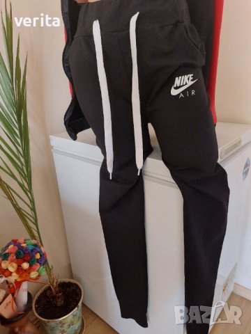 Дамски екип , снимка 2 - Спортни екипи - 37874530