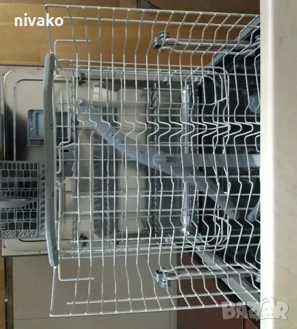 Продавам Съдомиялна 12 комплекта – HOTPOINT ARISTON – за вграждане, снимка 8 - Съдомиялни - 49814630