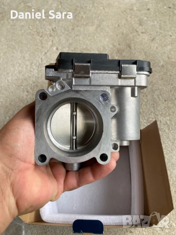 Дроселова клапа VW Passat B6,Audi “Дросел”, снимка 2 - Части - 51203836