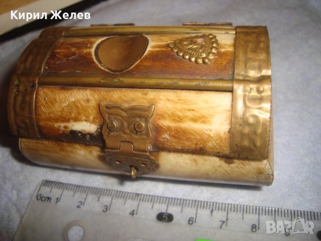 СТАРИННА ТИБЕТСКА КУТИЙКА за БИЖУТА от КАМИЛСКА КОСТ с БРОНЗОВ ОБКОВ и ПЛЮШ РЪЧНА ИЗРАБОТКА 32219, снимка 9 - Антикварни и старинни предмети - 38276290