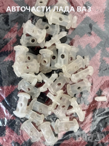 Огледало Лада 2101/2103/2106/плафон купе Лада /емблеми Лада /щипки за лайстни прагове Лада 2103/2106, снимка 4 - Части - 52382614