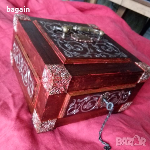 Уникална кутия с интарзии., снимка 8 - Антикварни и старинни предмети - 53364155