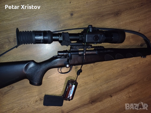 Продавам дневно нощен прибор , снимка 2 - Оборудване и аксесоари за оръжия - 52712656