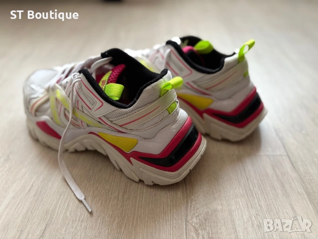 Оригинални маратонки Filla, снимка 2 - Маратонки - 53063802