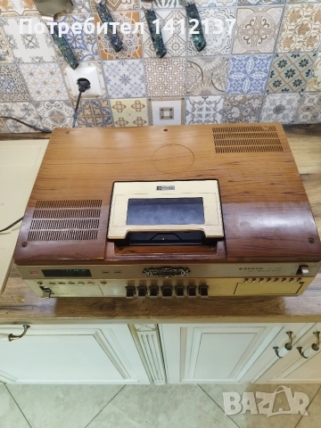 Продавам видеорекордер Sanyo Betamax VTC 9350 M, снимка 8 - Антикварни и старинни предмети - 52938960