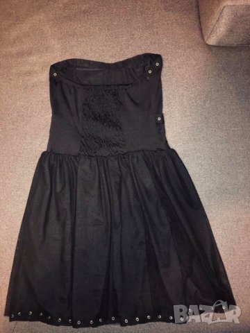 Стилна черна рокля S размер, снимка 2 - Рокли - 26907788