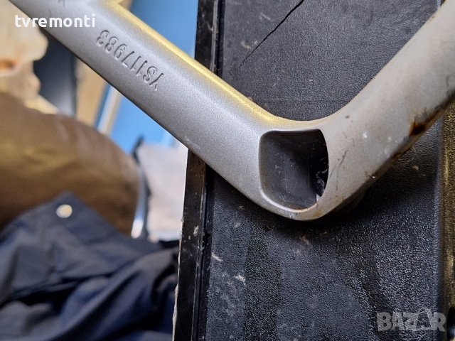 крачета за телевизор CHANGHONG модел LED49D1000IS, снимка 4 - Стойки, 3D очила, аксесоари - 44025130