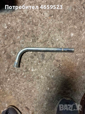 Ключ за развиване на гуми 17-ти номер Ваг Груп Vag Grup само за 20лв. 8N0012219