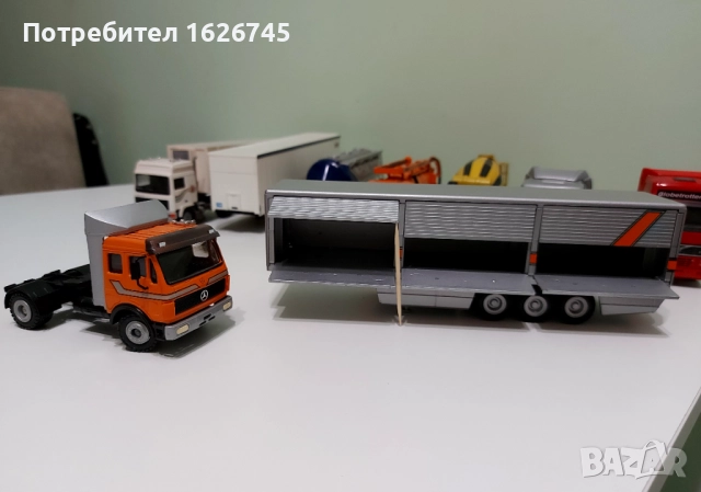 Mercedes-Benz 1633S Conrad 1:50, снимка 3 - Колекции - 52123692