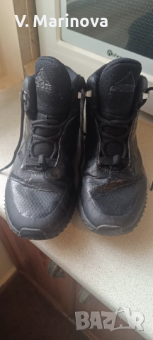 Детски маратонки адидас, снимка 3 - Детски боти и ботуши - 52272402