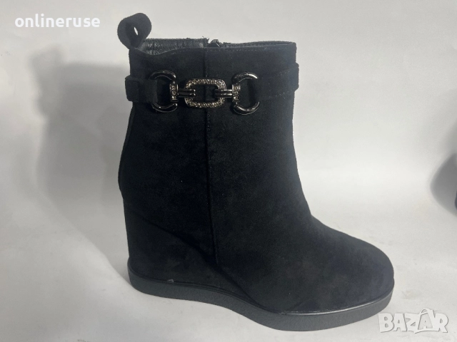 Дамски боти на платформа, снимка 3 - Дамски боти - 52211277