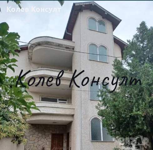 Продавам самостоятелна Тухлена къща в град Харманли , снимка 1