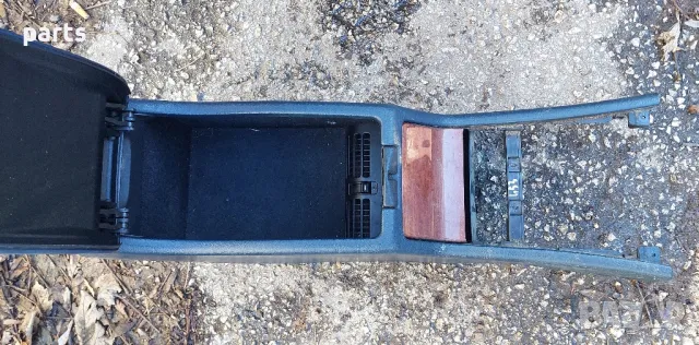 Подлакътник Мерцедес Е класа W210 (2), снимка 4 - Части - 48636616