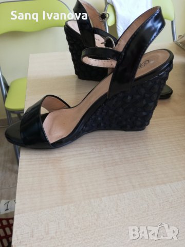Дамски сандали, снимка 2 - Дамски ежедневни обувки - 28893042