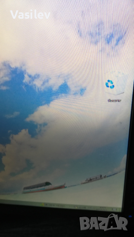 Отлично работещи Монитори 22 инча Dell. Mодел P2213- 5 броя., снимка 7 - Монитори - 44891213