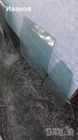 Стъкла за врати голф4, снимка 3 - Части - 48794503