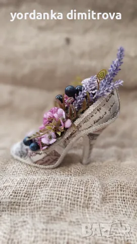 Стилна винтидж обувка. 