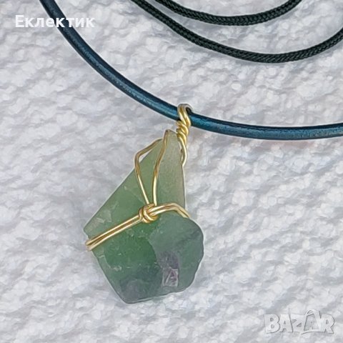 Колиета със суров зелен флуорит, снимка 13 - Колиета, медальони, синджири - 44103196