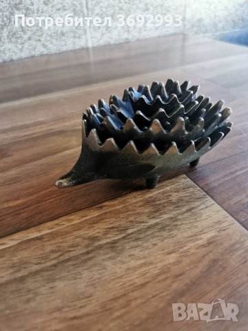 КОМПЛЕКТ винтидж метален пепелник Таралеж, ретро тютюн стил Walter Bosse, снимка 2 - Колекции - 43452015