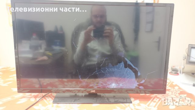 Main Board 17MB110P от телевизор със счупен екран JVC LT-32VH52K 