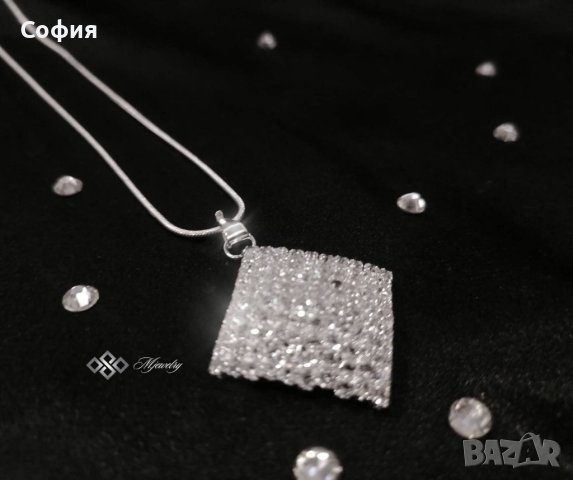 Дамски комплект бижута с кристали, снимка 2 - Бижутерийни комплекти - 42988826