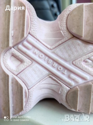 Спортни боти, снимка 2 - Дамски боти - 39693205