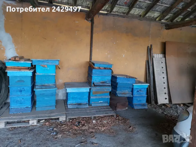 Пчелни кошери