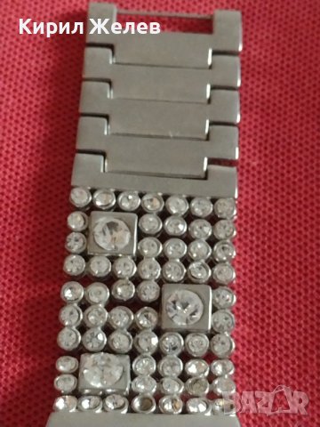 Модерен дизайн дамски часовник ON TIME QUARTZ с кристали много красив стилен дизайн 41758, снимка 6 - Дамски - 43786539