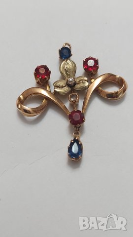 Старинен златен медальон с рубини, сапфир и брилянти, снимка 1 - Колиета, медальони, синджири - 43899660