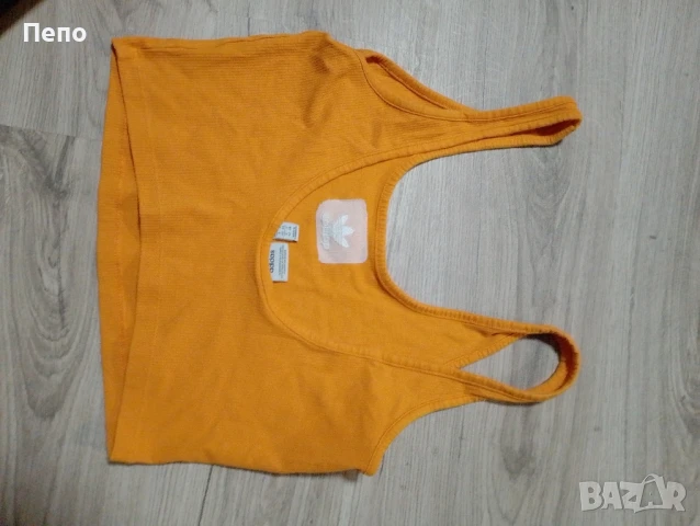 Топ Adidas , снимка 2 - Потници - 51240109