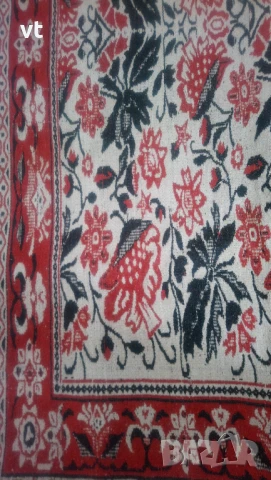 Вълнени килими и пътеки