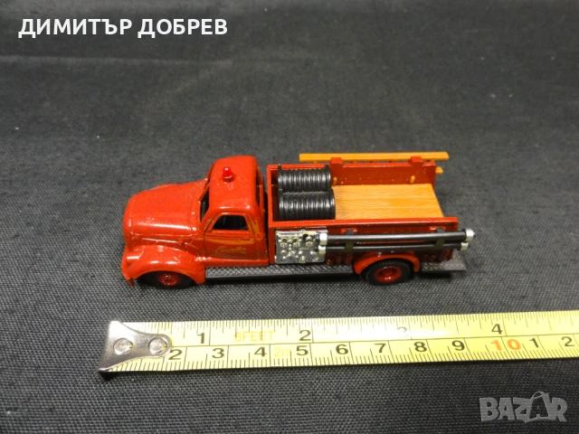 1/64 РЕТРО МЕТАЛНА КОЛИЧКА ПОЖАРНА КОЛА AHRENS-FOX GRELL, снимка 7 - Колекции - 51120453