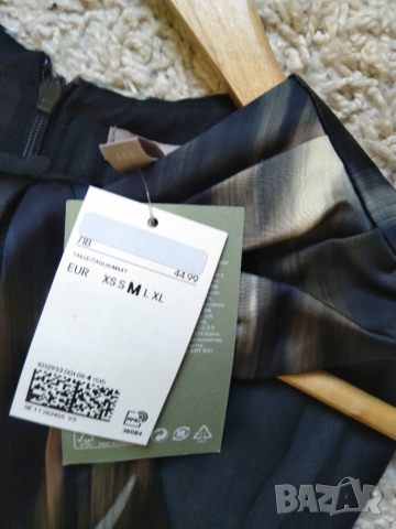 Страхотен топ на H&M, снимка 3 - Корсети, бюстиета, топове - 36564959