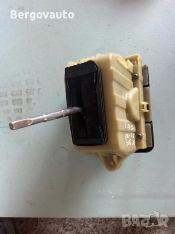 Селектор за w204