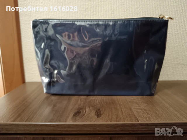 Нов голям несесер за козметични принадлежности., снимка 2 - Други - 50900372