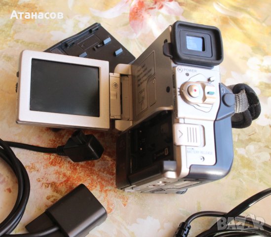 Sony Handycam DCR-PC4E, снимка 7 - Камери - 37489410
