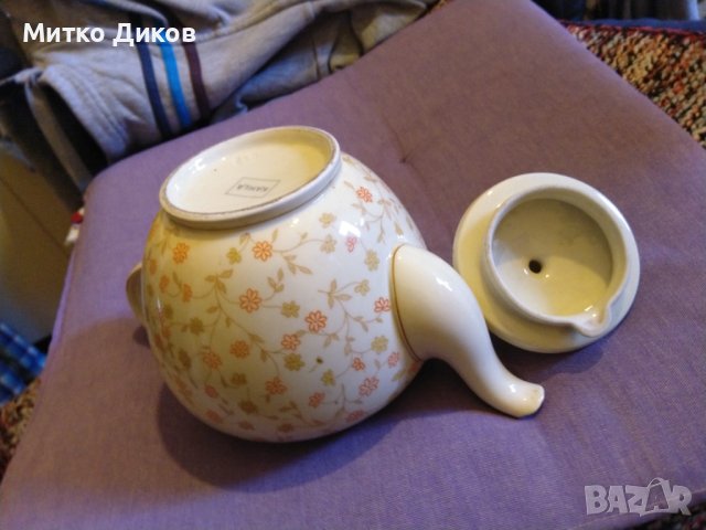 Kahla марков немски чайник от соца перфектен 500млл Н-140мм Фи 71-80 и 145мм, снимка 12 - Аксесоари за кухня - 43734336