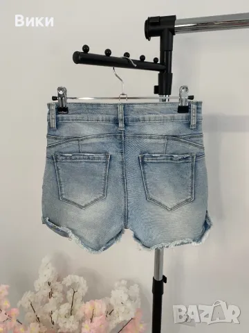 Къси дънки, размер ХS, снимка 12 - Къси панталони и бермуди - 49507674