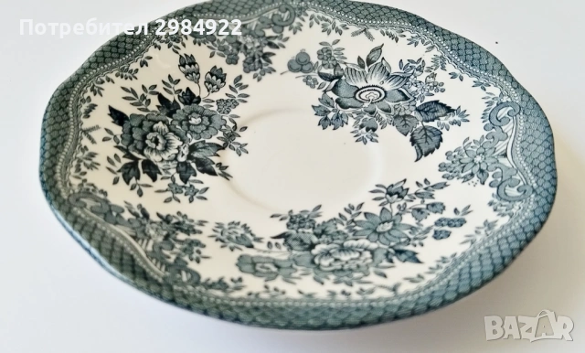 Винтидж кралска малка немска чиния Бяло-синьо-червена малка чиния Bavaria Schlottenhof, снимка 2 - Антикварни и старинни предмети - 53449776