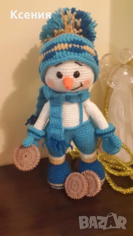 подарък за Коледа. Снежен човек с бисквити ORERO, Ръчно изработена, Плетена играчка, снимка 5 - Плюшени играчки - 48054537