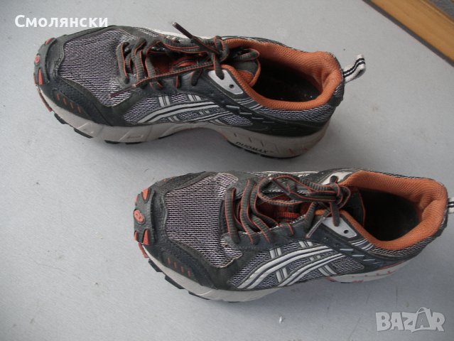 Зимни маратонки за лед ASICS с шипове номер 37, снимка 3 - Други спортове - 39024522