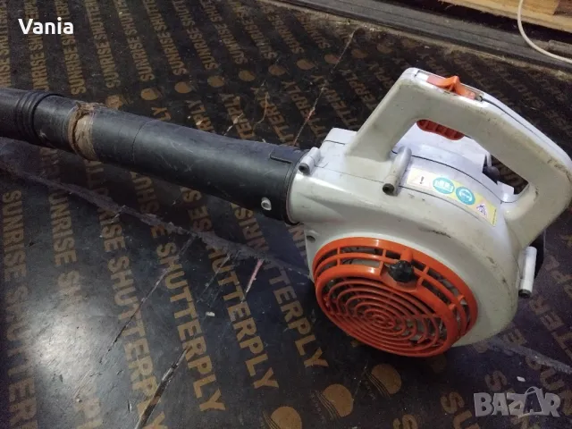 Листоиздухвач Stihl , снимка 5 - Градинска техника - 48097590